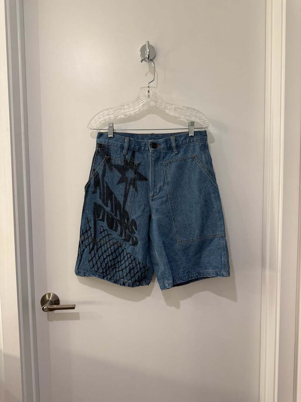 Paper Planes Men's Graphic Print Denim Jorts